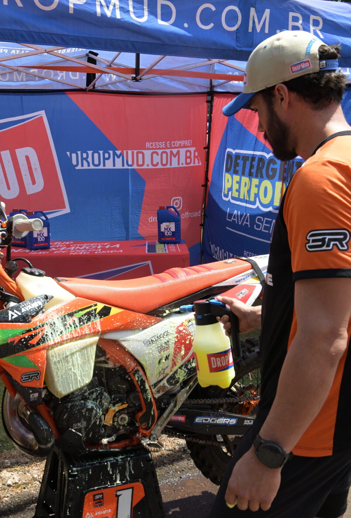 mx100